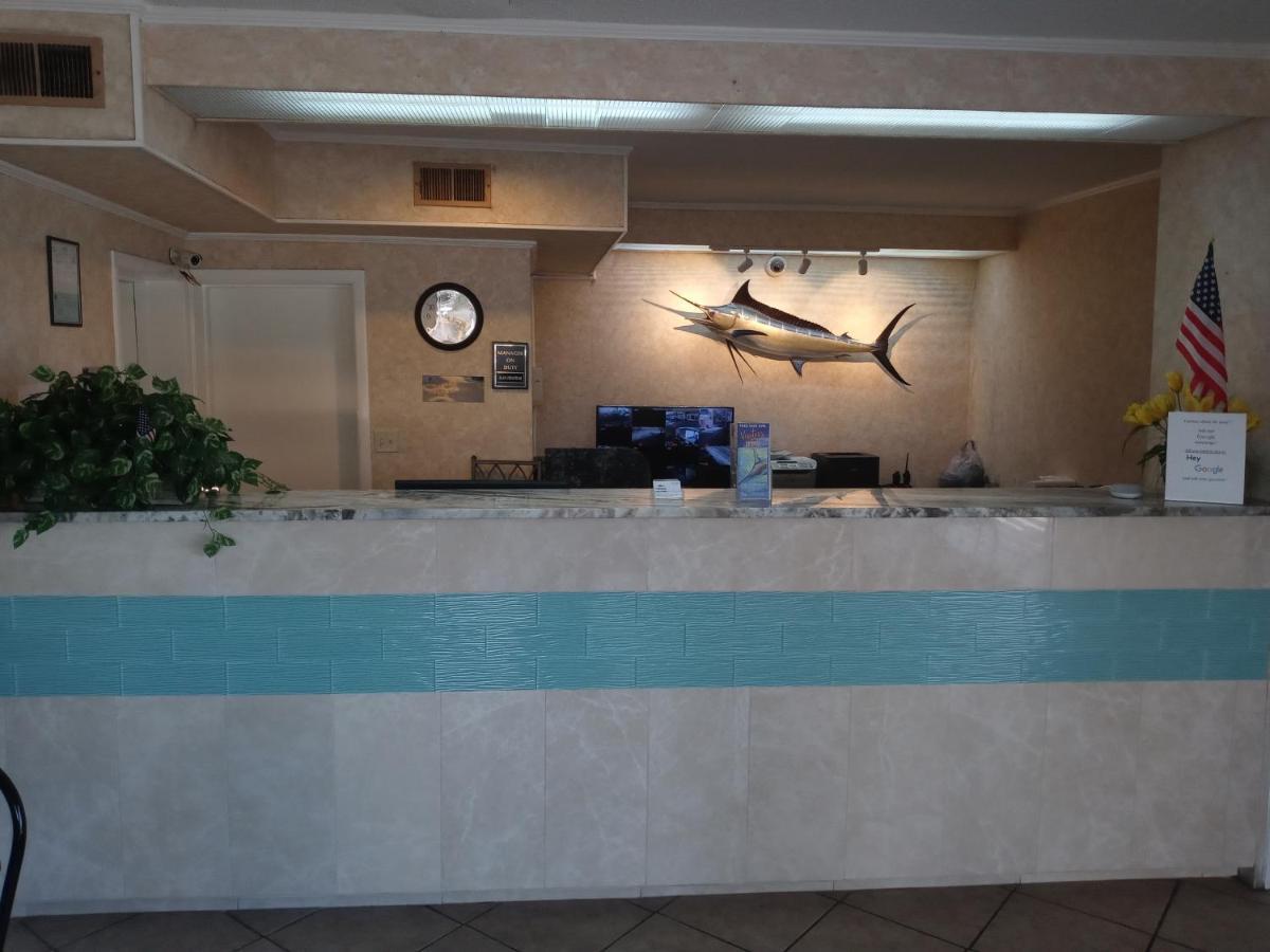 Hole Inn The Wall Hotel - Fort Walton Beach - Sunset Plaza - Nearby Beaches & Hurlburt Extérieur photo