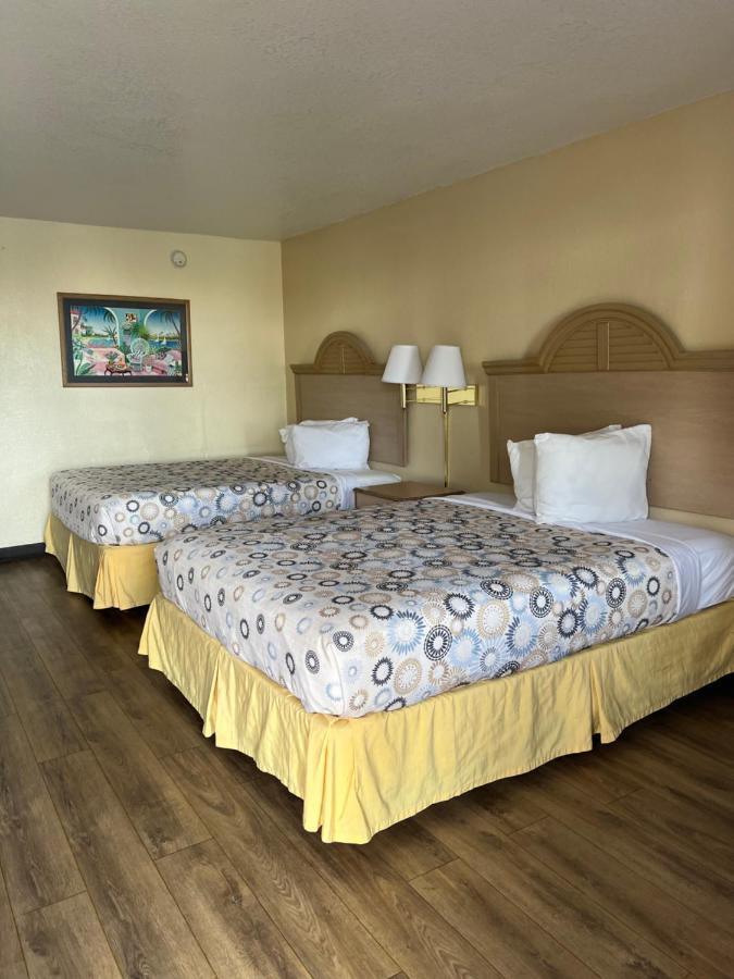 Hole Inn The Wall Hotel - Fort Walton Beach - Sunset Plaza - Nearby Beaches & Hurlburt Extérieur photo